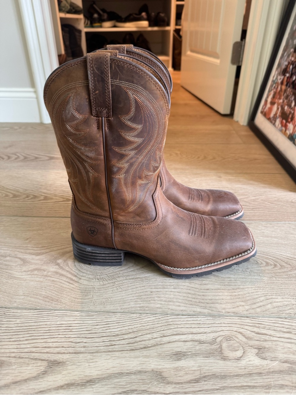 Ariat Brown Distressed Leather Western Cowboy Boots
